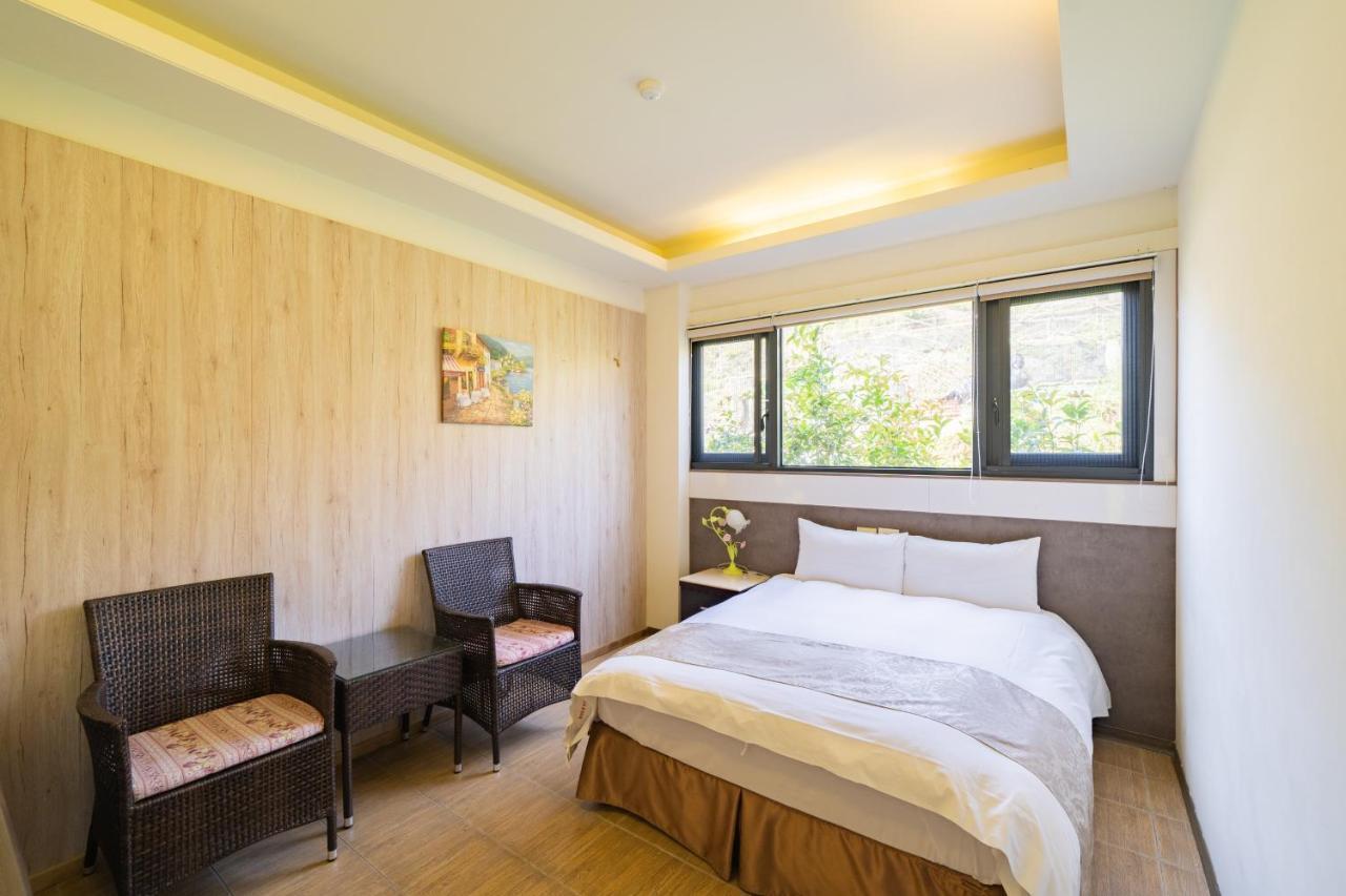 Hua Mu Xing Jing B&B Renai Exterior foto