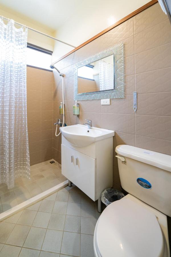 Hua Mu Xing Jing B&B Renai Exterior foto